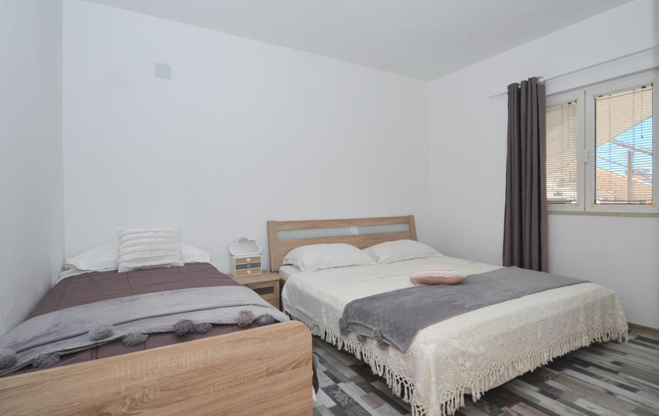 Apartments Luciano Seget Vranjica Extérieur photo