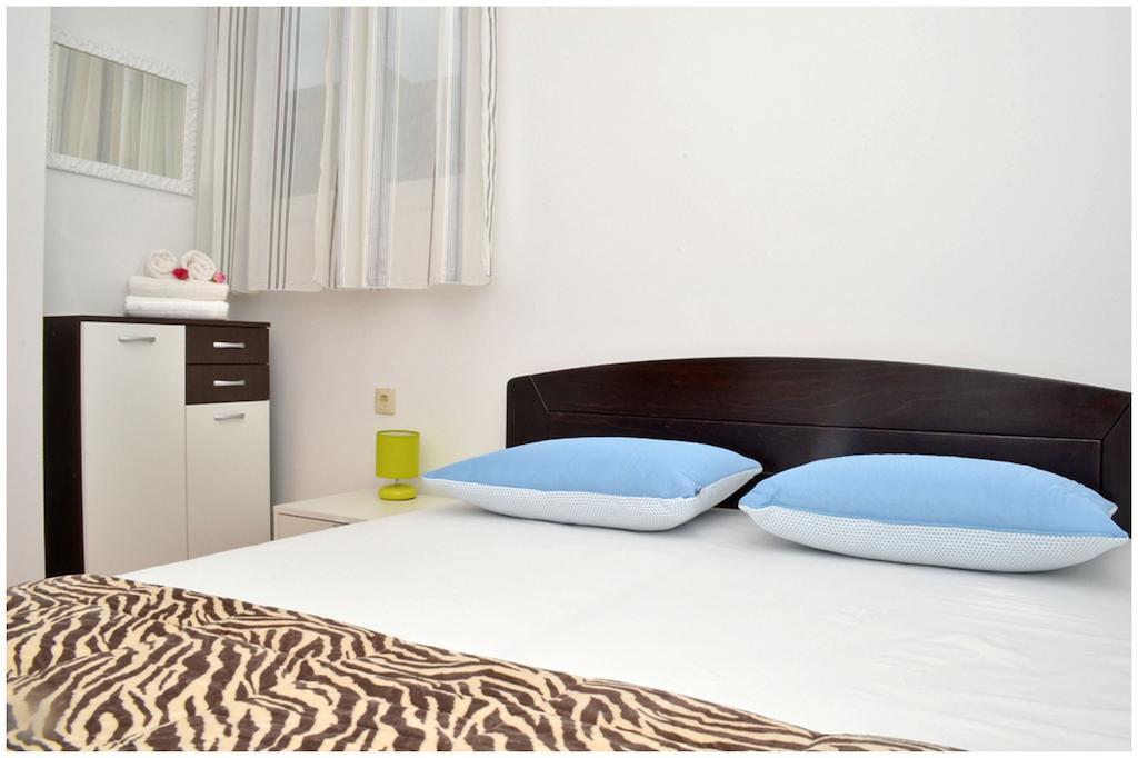 Apartments Luciano Seget Vranjica Chambre photo
